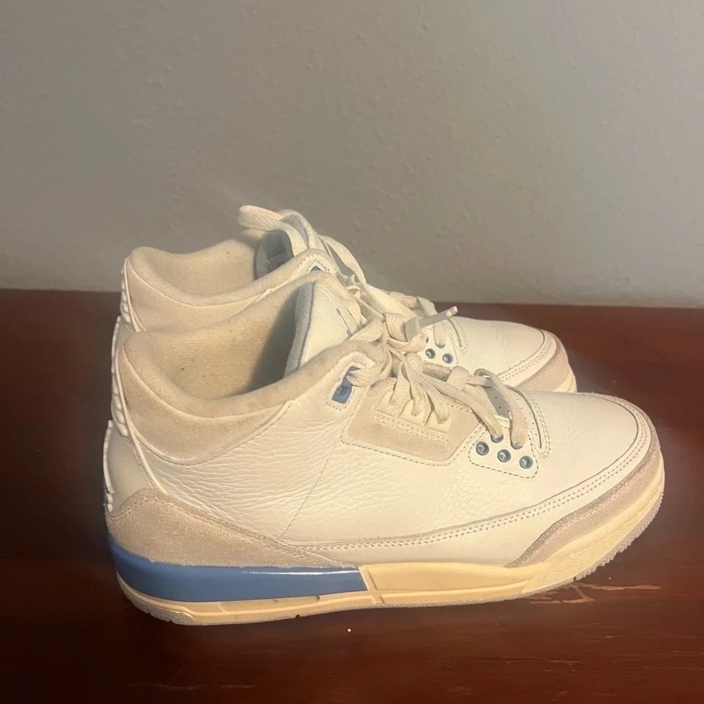 Entrupy White and Blue Retro 3 Air Jordan Lucky Shorts